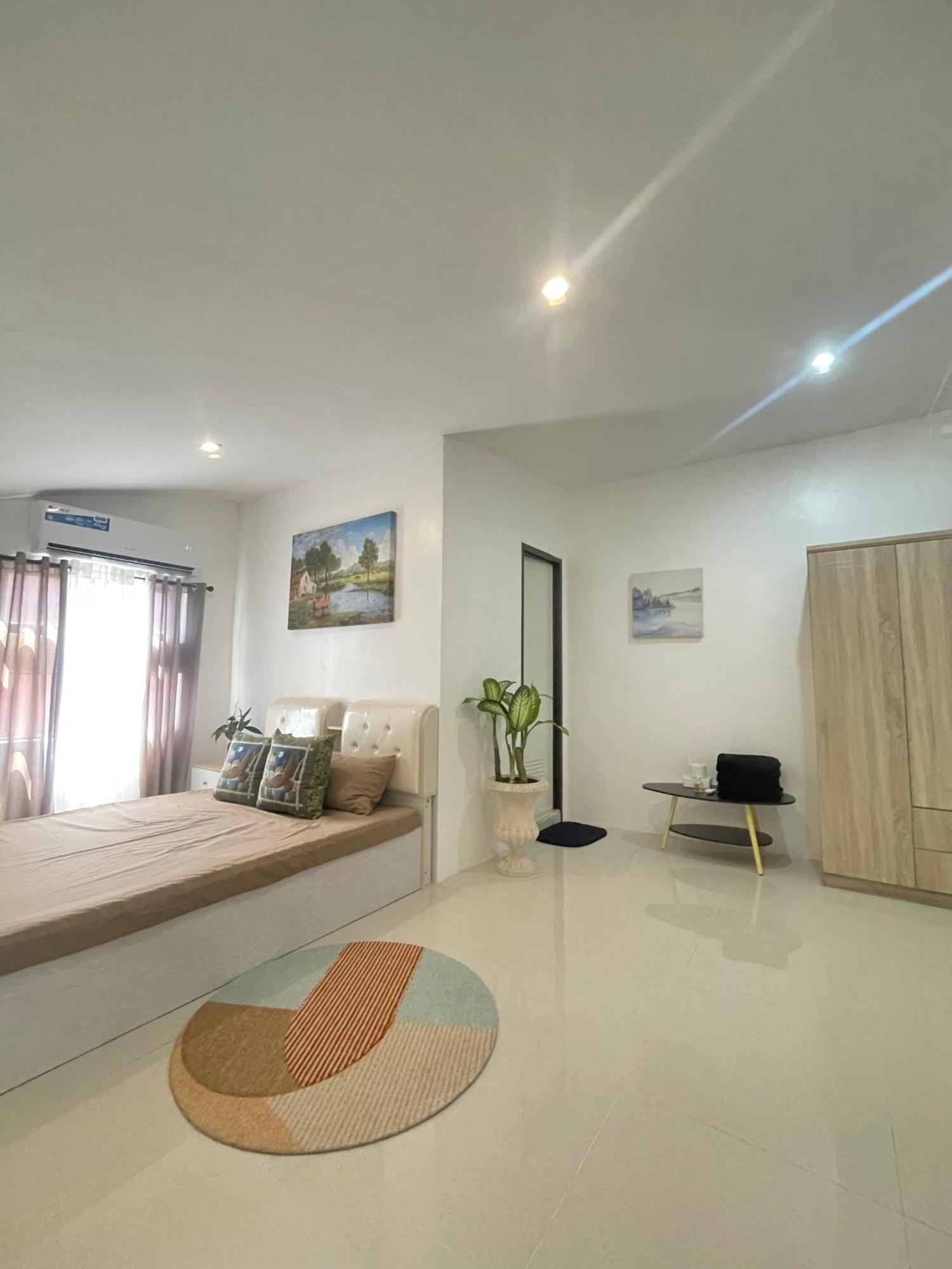 The Penthouse Suite Lapu-Lapu City Exterior foto